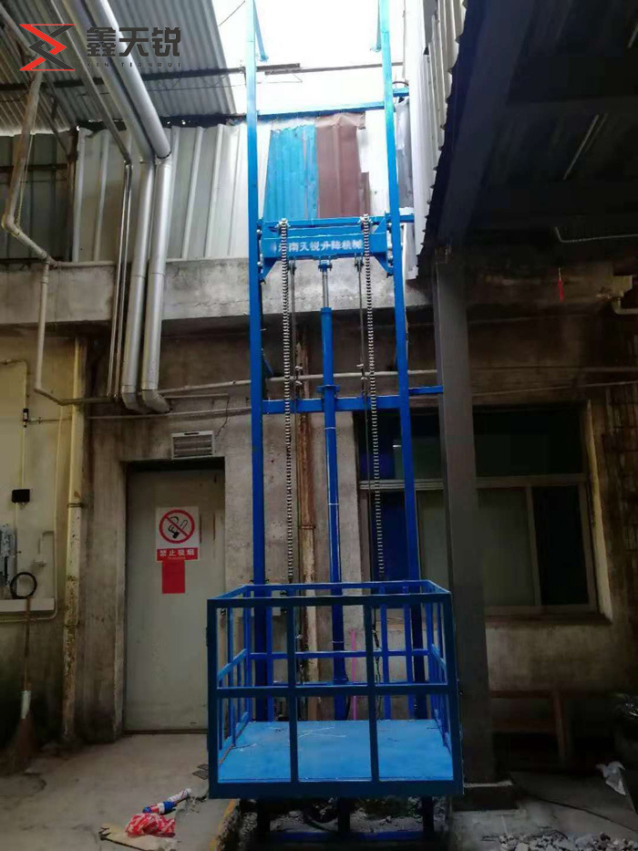 广西导轨式升降货梯